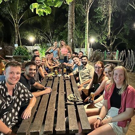 Hangover Hostels Arugam Bay Εξωτερικό φωτογραφία