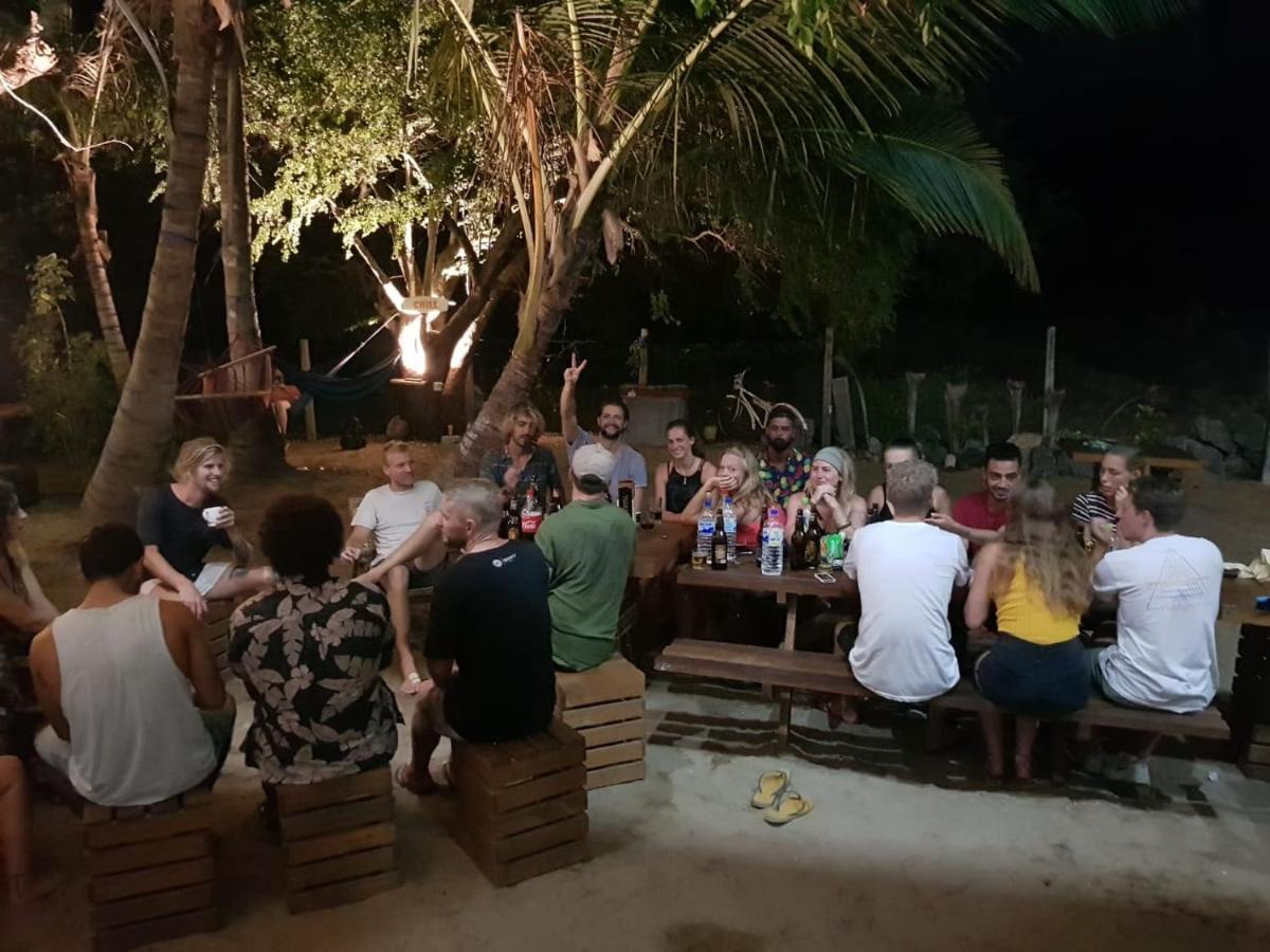 Hangover Hostels Arugam Bay Εξωτερικό φωτογραφία