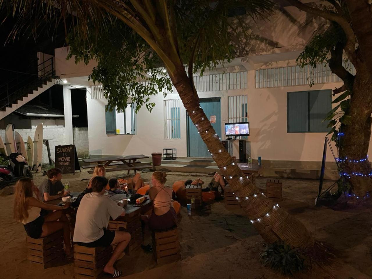 Hangover Hostels Arugam Bay Εξωτερικό φωτογραφία
